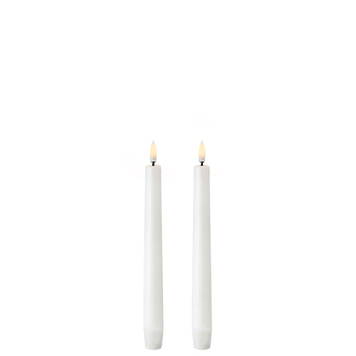 LED Kronelys, Nordic White, Smooth, 2-pack, 2,3x20 fra Uyuni lighting