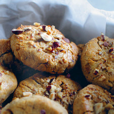 Grove scones med hasselnødder og quinoamel