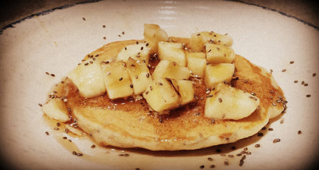 Chia ”crunch” brunch pandekager med banan og valnødder