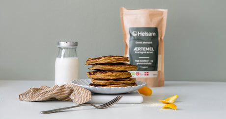 Pandekager med økologisk, dansk ærtemel, banan og appelsin