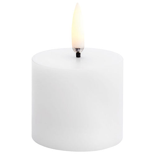 LED Bloklys, Nordic White, Smooth, 5x4,5 cm fra Uyuni lighting