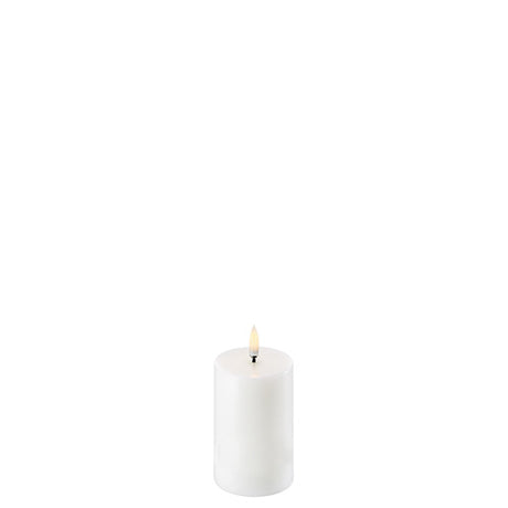 LED Bloklys, Nordic White, Smooth, 5x5,7 cm fra Uyuni lighting