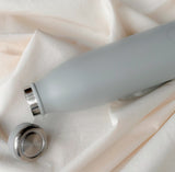 AYA&IDA Drinking Bottle 500ml | Light Grey fra AYA&IDA