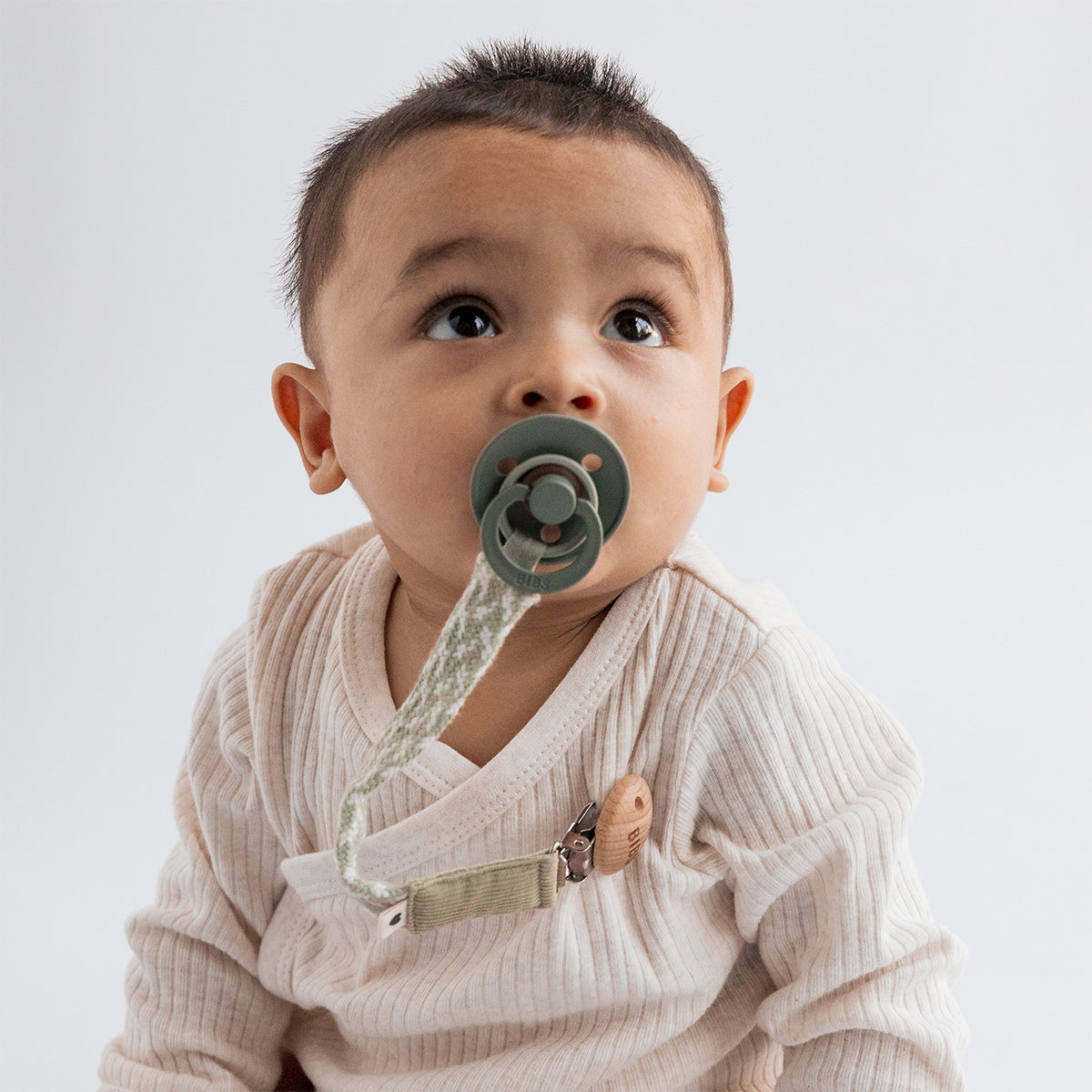 BIBS Pacifier Clip Braided Sage/Ivory fra BIBS